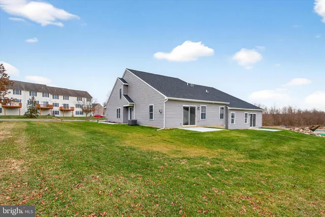 $354,900 | 123 Hillard Field, Lancaster, PA 17603