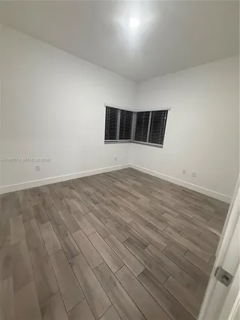 $2,400 | 486 East 30th Street, Unit 202, Hialeah, FL 33013