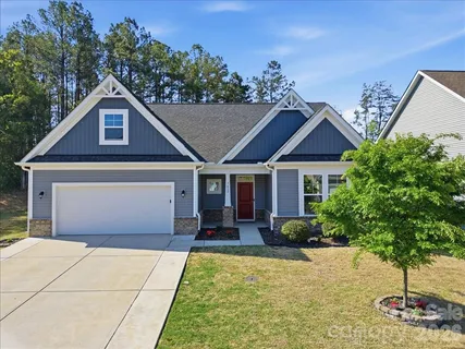 $485,000 | 7612 Tanglewood Way, Denver, NC 28037