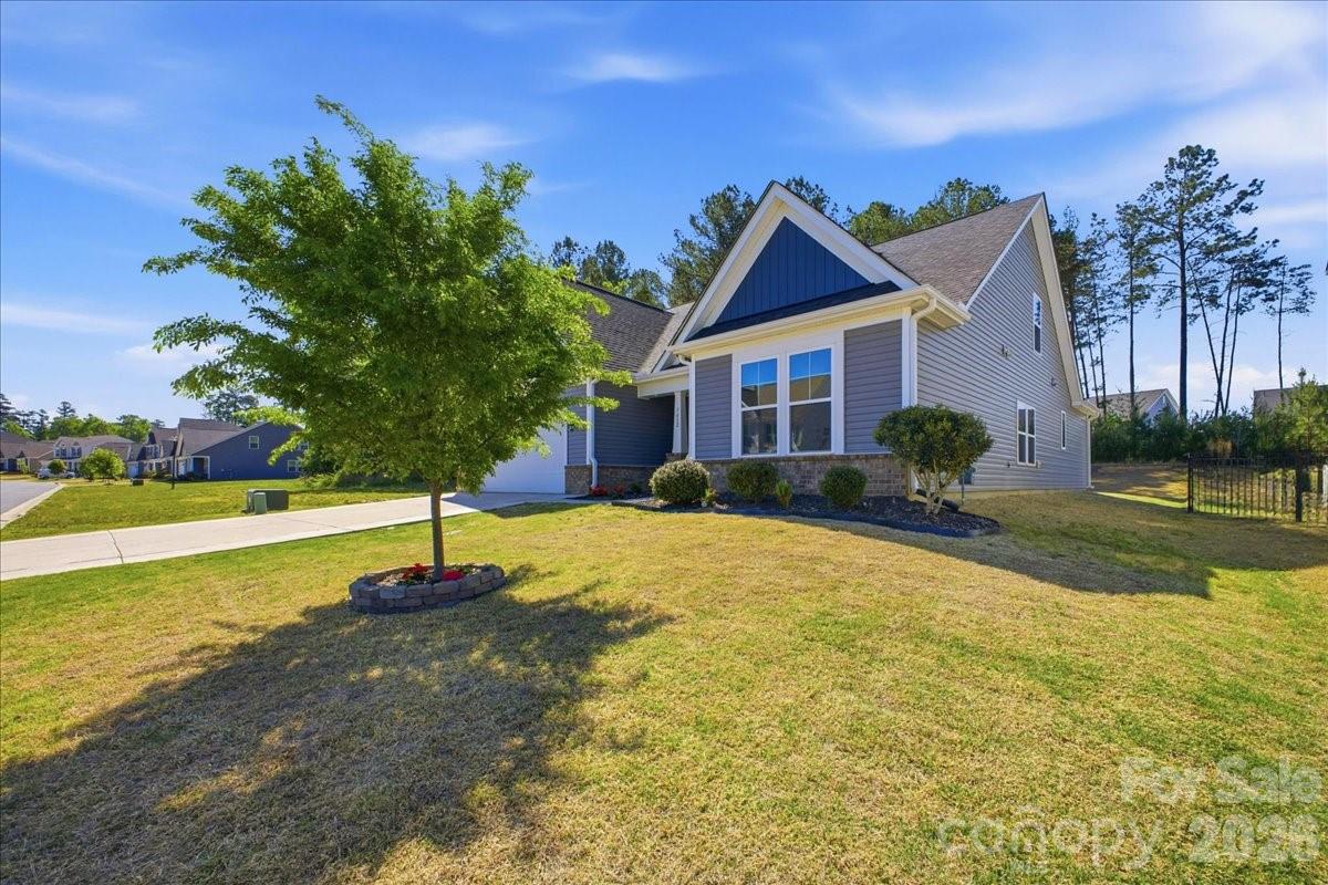 7612 Tanglewood Way Denver, NC 28037 - Photo 2 of 46