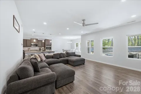 $485,000 | 7612 Tanglewood Way, Denver, NC 28037