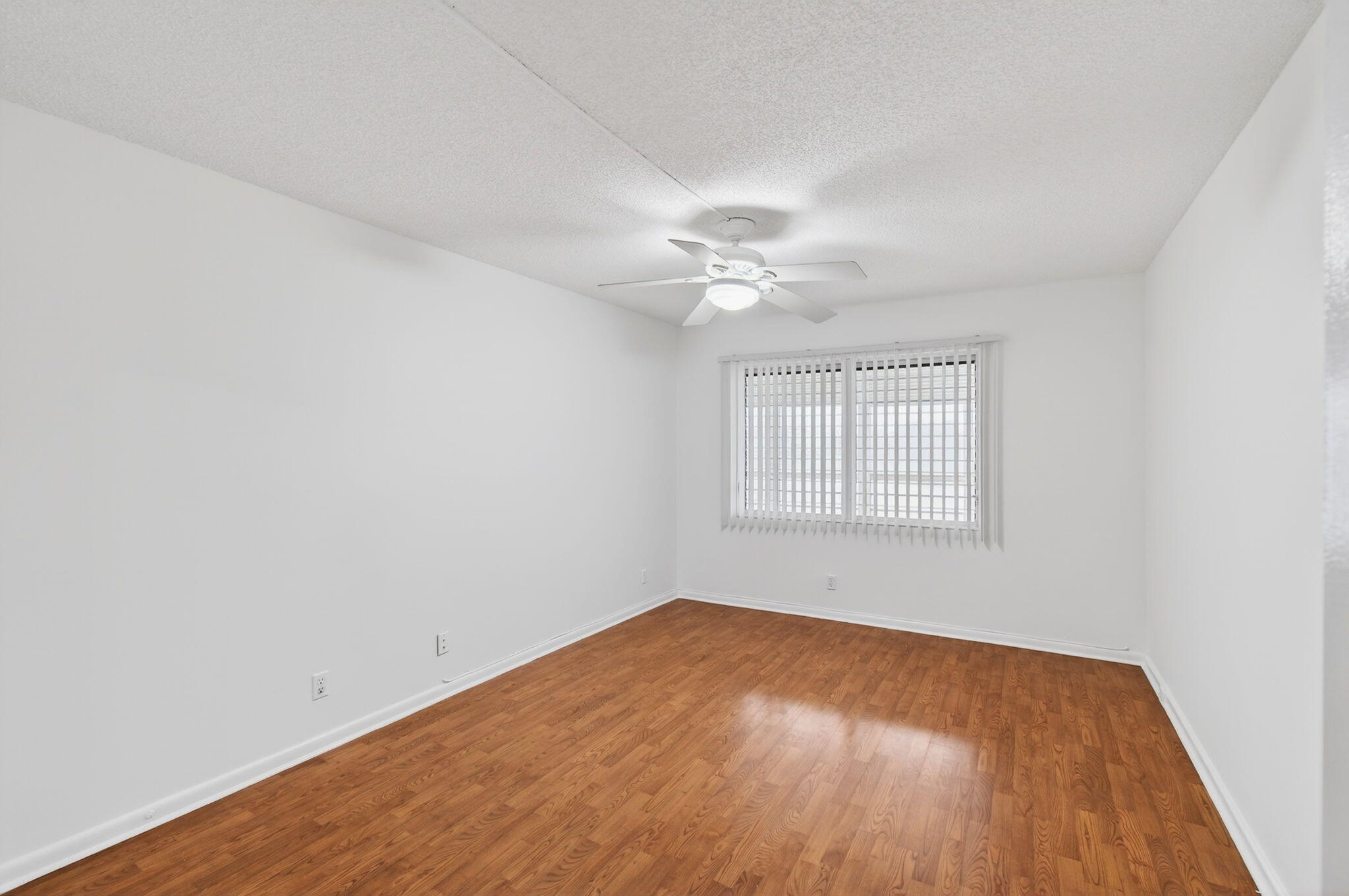 2015 Cornwall East Boca Raton, FL 33434 - Photo 26 of 104 41-web-or-mls-DSC_7410