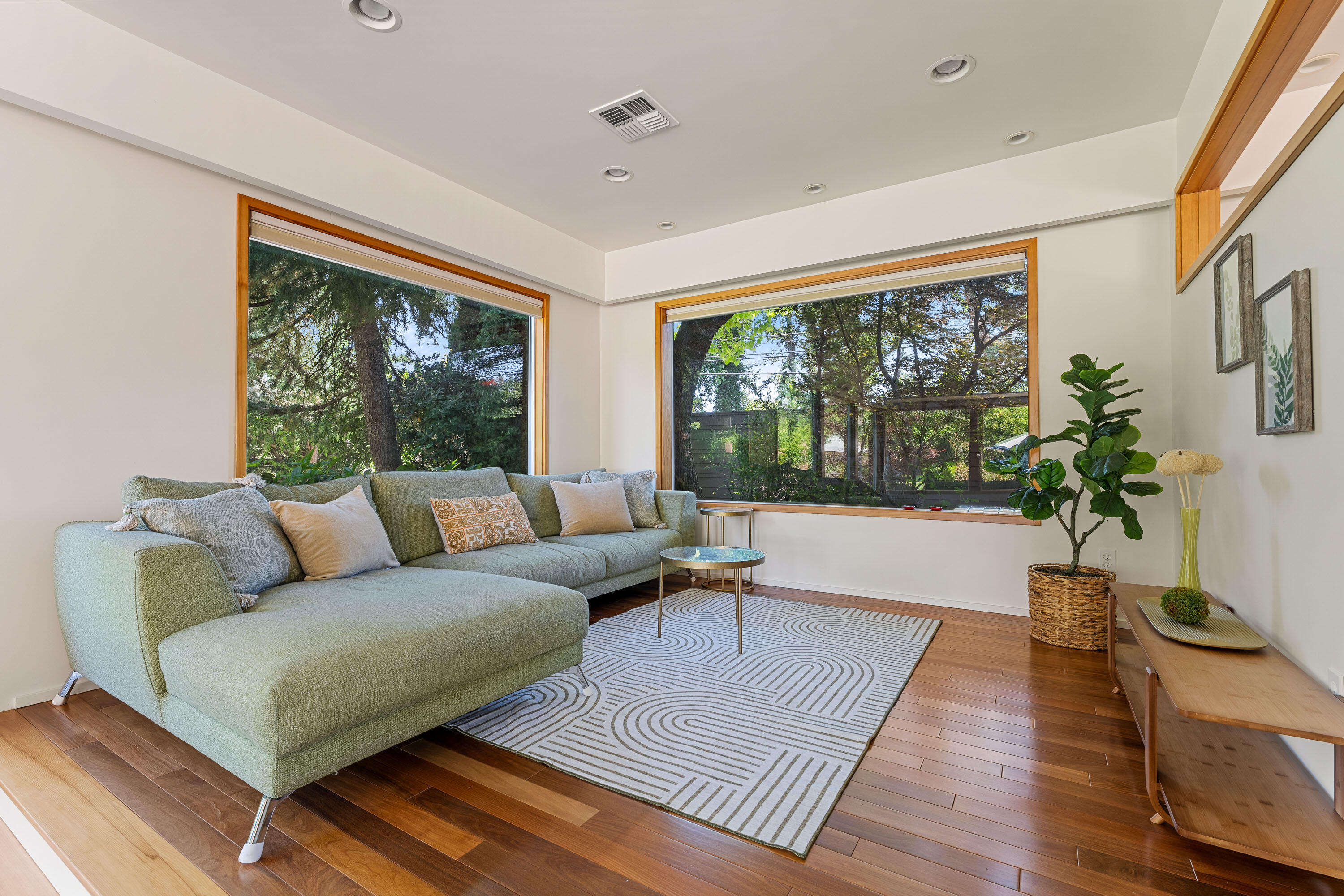 3130 Lower River Road Grants Pass, OR 97526 - Photo 21 of 64 Sunroom