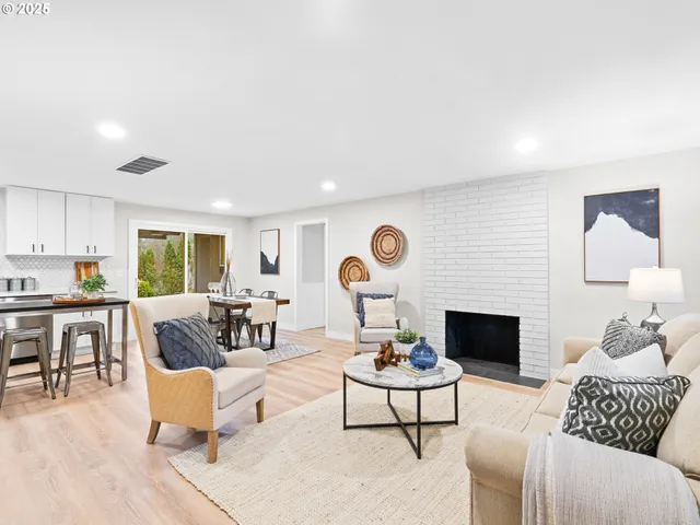 $579,900 | 11630 Southwest Tigard Street, Tigard, OR 97223