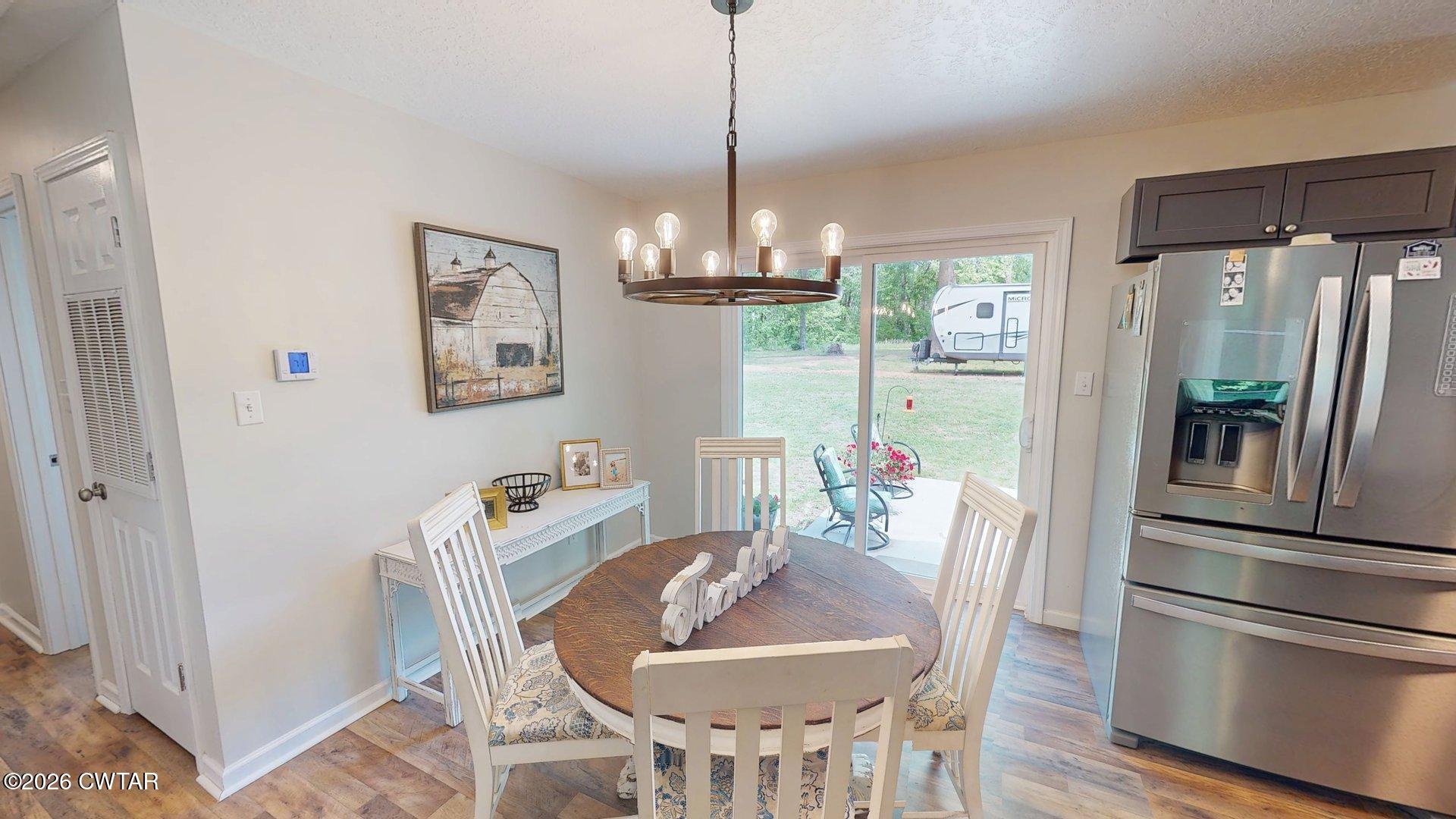 3667 Meacham Road Dyersburg, TN 38024 - Photo 4 of 16 Dining