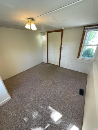 $795,000 | 424 North Lincoln Street, Bloomington, IN 47408