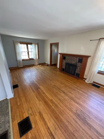 $795,000 | 424 North Lincoln Street, Bloomington, IN 47408