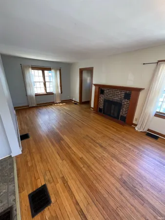 $795,000 | 424 North Lincoln Street, Bloomington, IN 47408