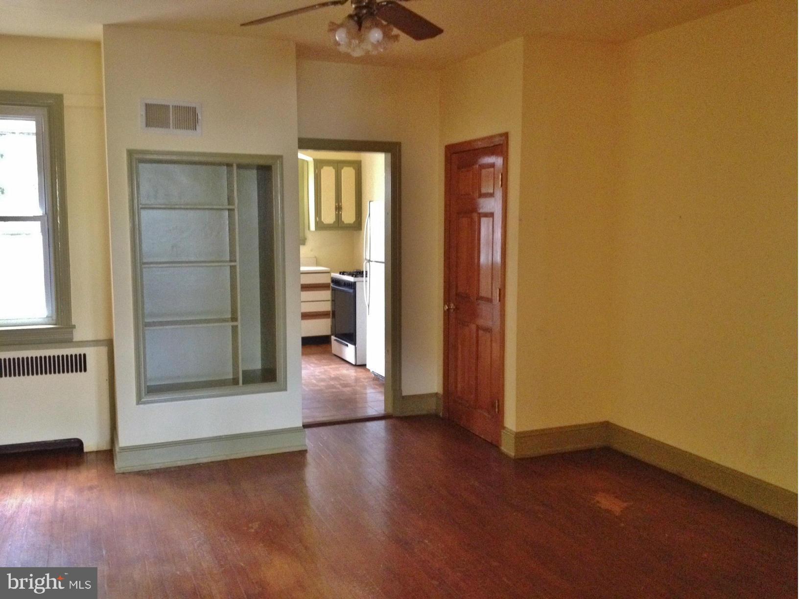 5216 Harford Road Baltimore, MD 21214 - Photo 4 of 10 Dining Room