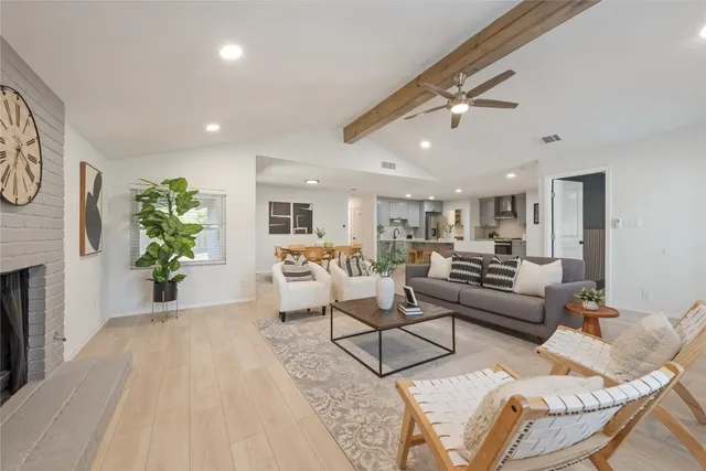 $549,000 | 6809 Lunar Drive, Austin, TX 78745