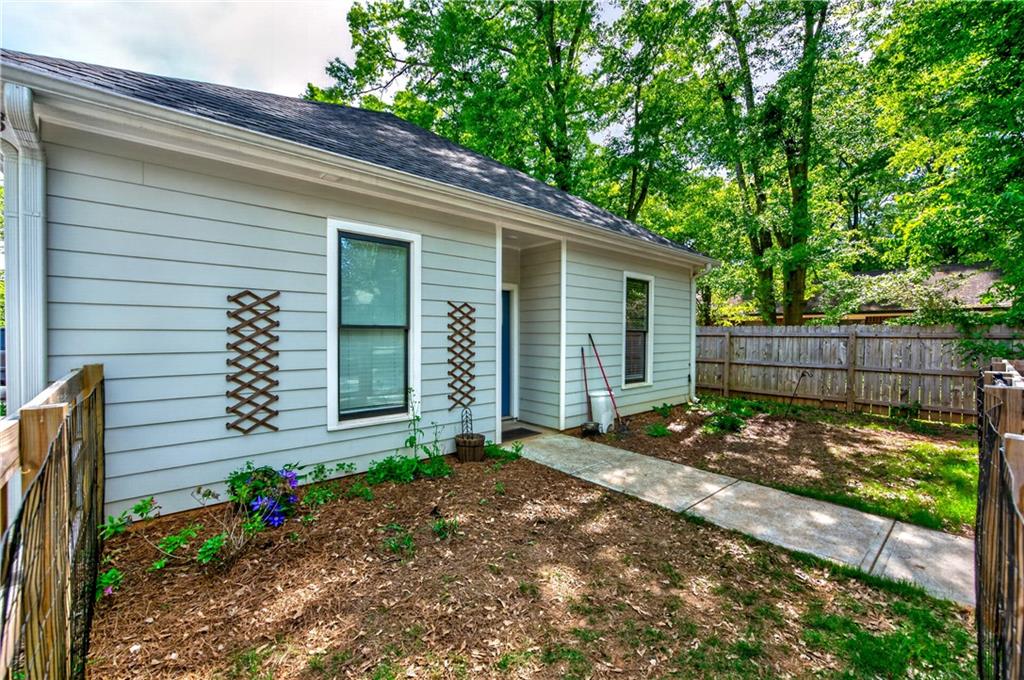 1001 Davis Street Monroe, GA 30655 - Photo 29 of 46