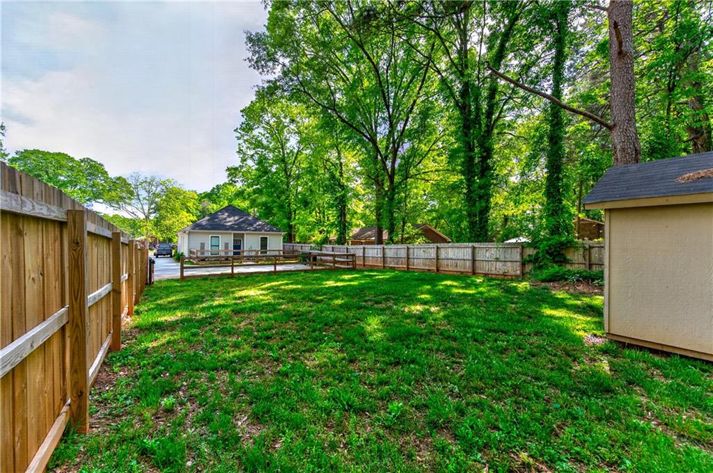 1001 Davis Street Monroe, GA 30655 - Photo 34 of 46