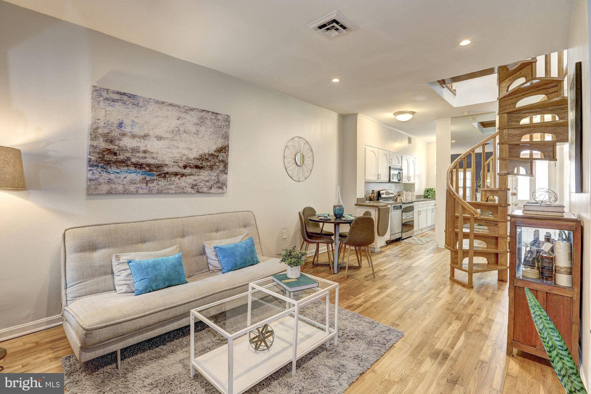 1102 C Street Southeast Washington, DC 20003 - Photo 11 of 27 Living Room