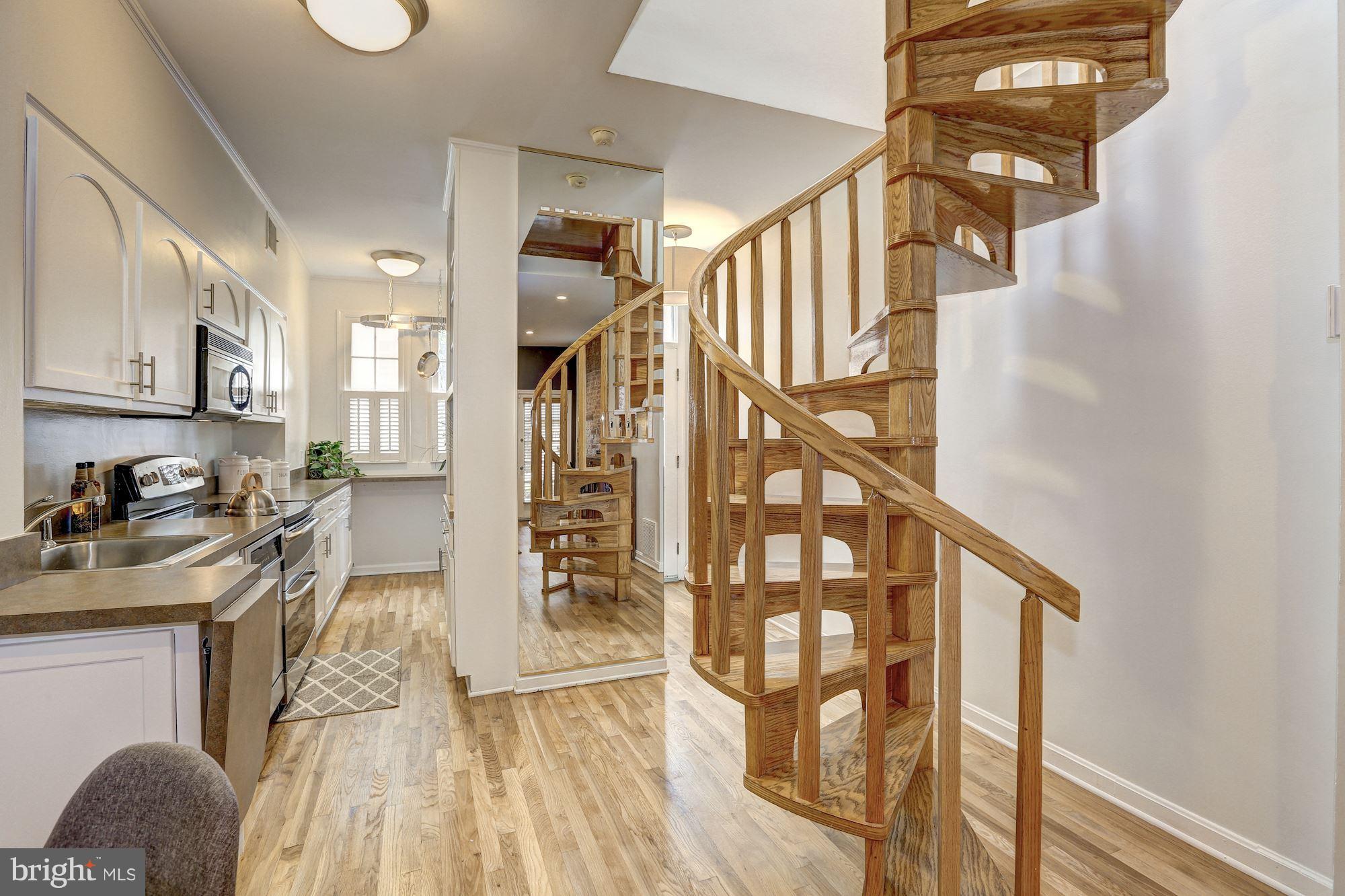1102 C Street Southeast Washington, DC 20003 - Photo 3 of 27 Kitchen