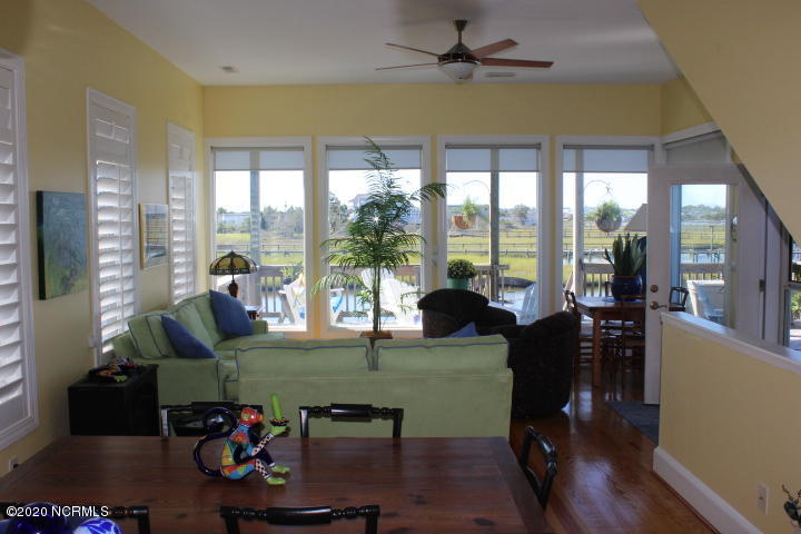 113 Cedar Lane Cedar Point, NC 28584 - Photo 15 of 52 Living room