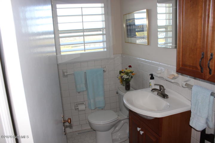 113 Cedar Lane Cedar Point, NC 28584 - Photo 28 of 52 full bath 2