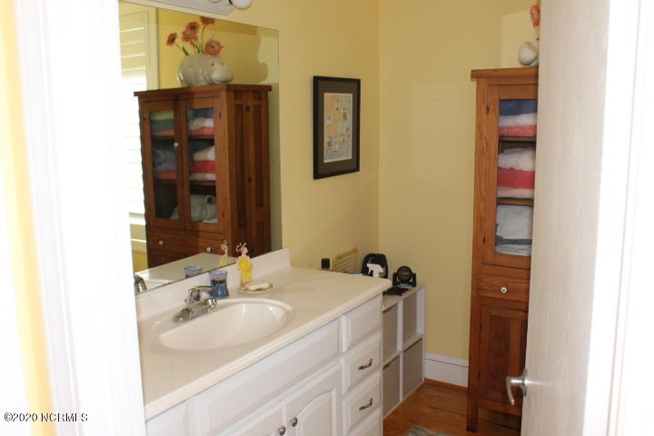 113 Cedar Lane Cedar Point, NC 28584 - Photo 31 of 52 Master bath