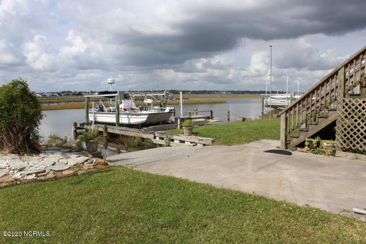 113 Cedar Lane Cedar Point, NC 28584 - Photo 46 of 52 Boat Ramp