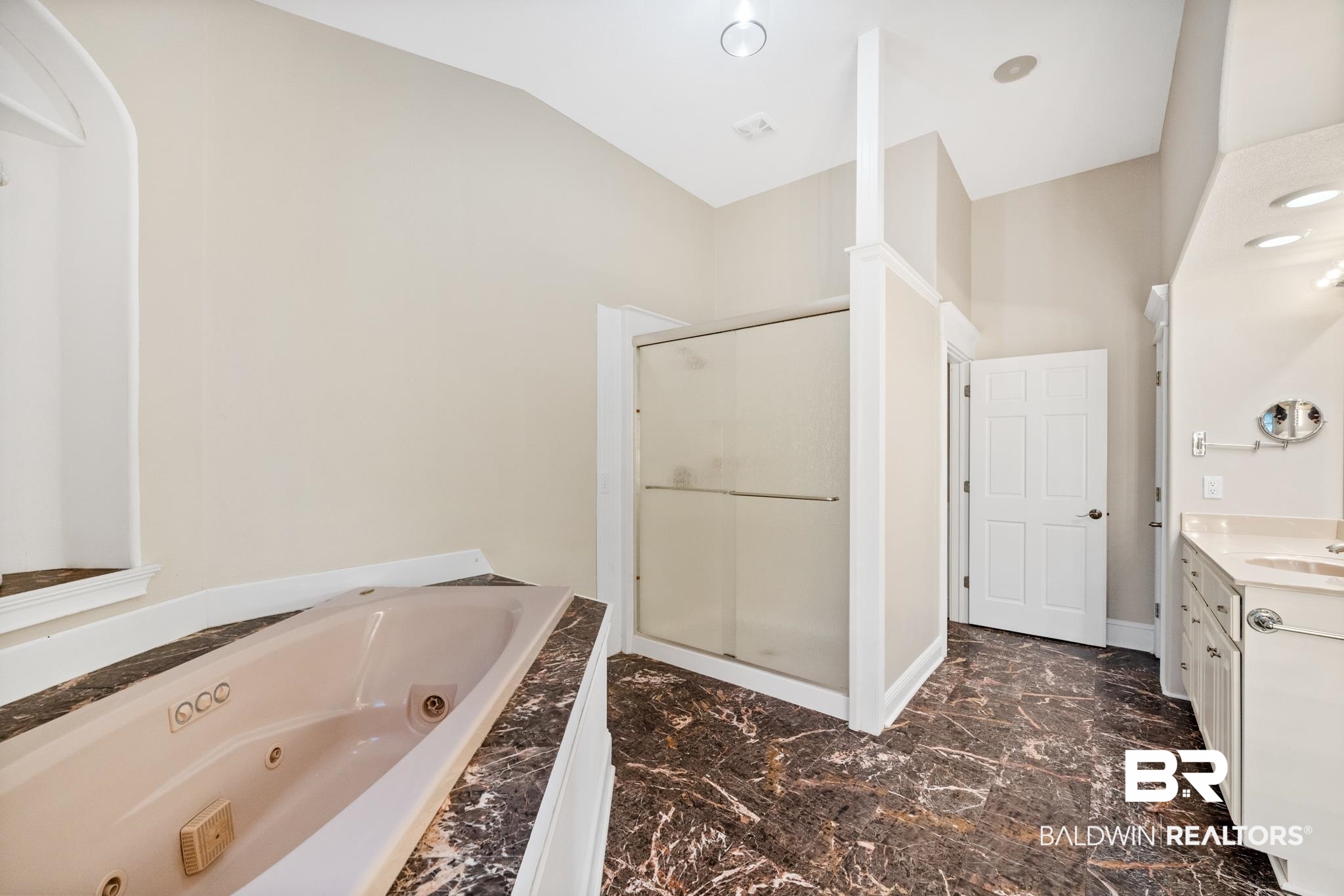 33385 Juniper Road Seminole, AL 36574 - Photo 18 of 46 Master Bath
