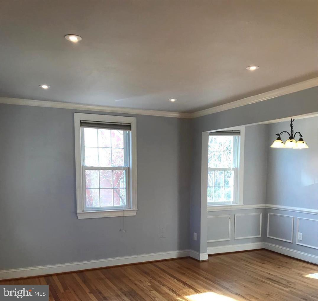 2902 Summerfield Road Falls Church, VA 22042 - Photo 3 of 18 Living Room with Recess Lighting