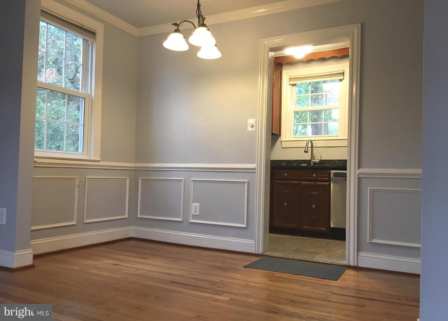 2902 Summerfield Road Falls Church, VA 22042 - Photo 5 of 18 Dining Room