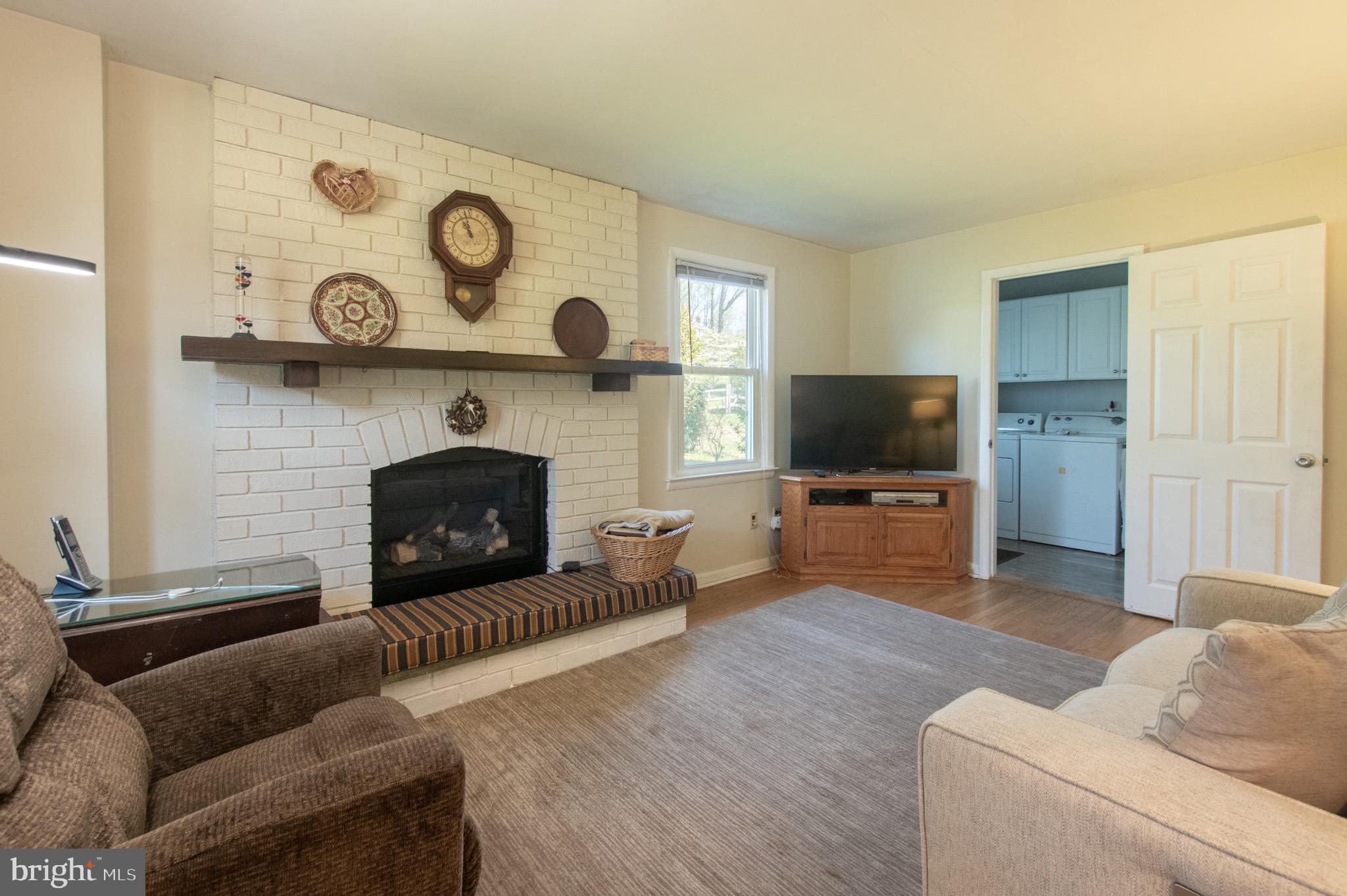 1042 Warren Road West Chester, PA 19382 - Photo 10 of 33