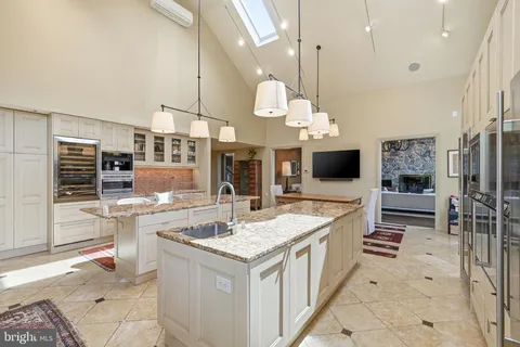 $2,300,000 | 728 Mill Street, Moorestown, NJ 08057