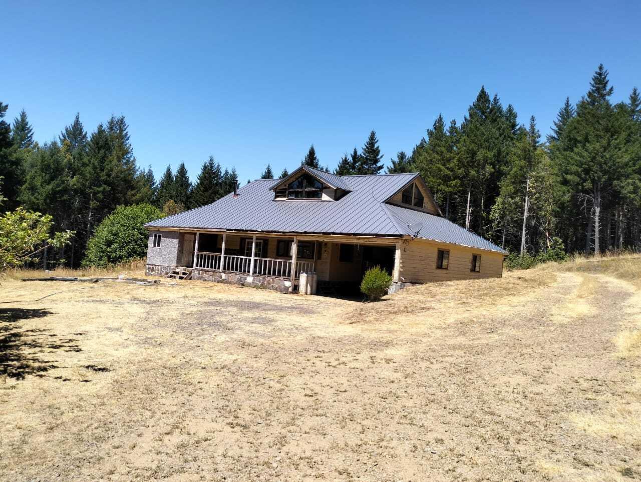3915 Fox Spring Road Garberville, CA 95542 - Photo 2 of 42