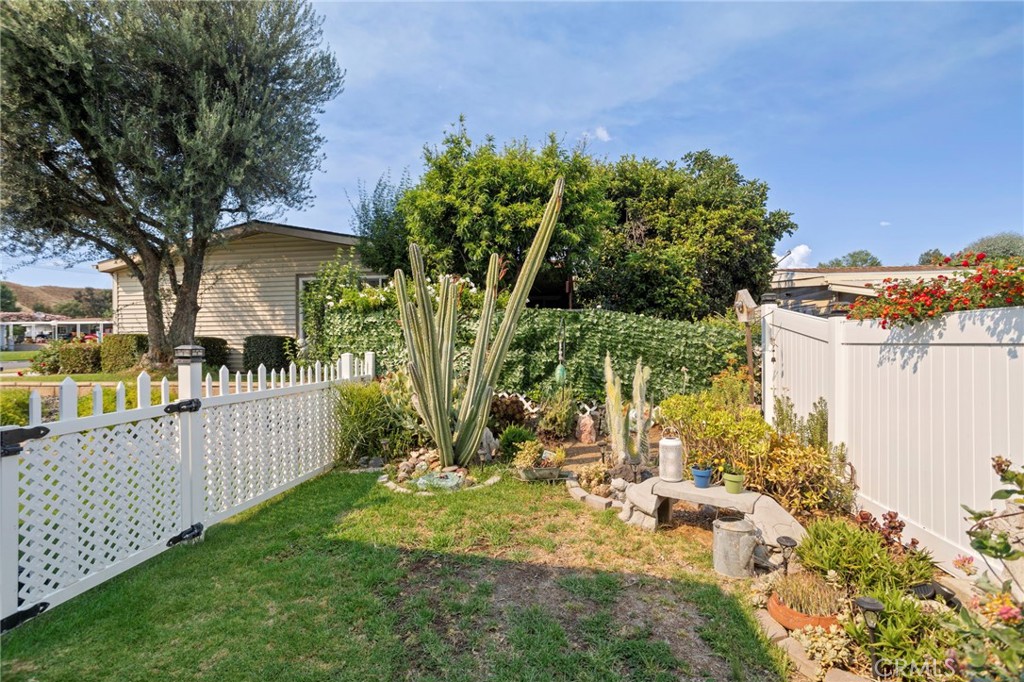 9640 Sharondale Road Calimesa, CA 92320 - Photo 33 of 44