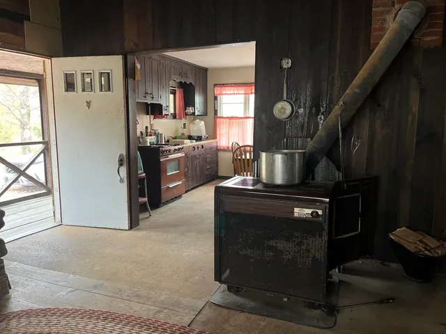 $125,999 | 2872 Balance Rock Road, Westfield, VT 05874