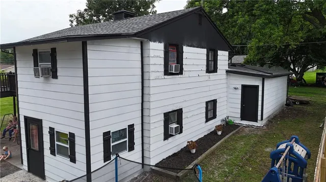 $229,900 | 408 North 1st Street, Savannah, MO 64485