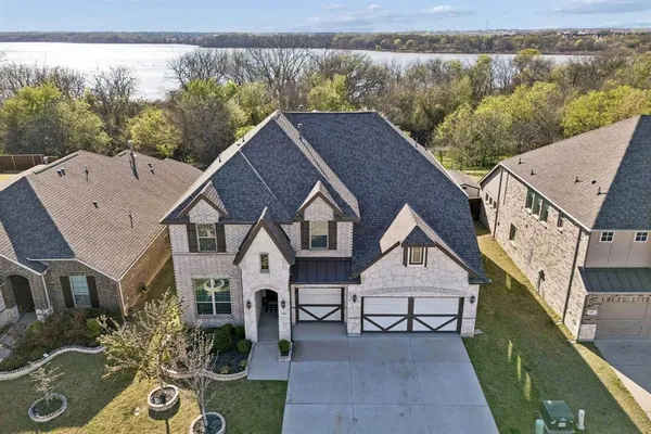 $4,000 | 604 Shoreline Ridge Drive, Little Elm, TX 75068