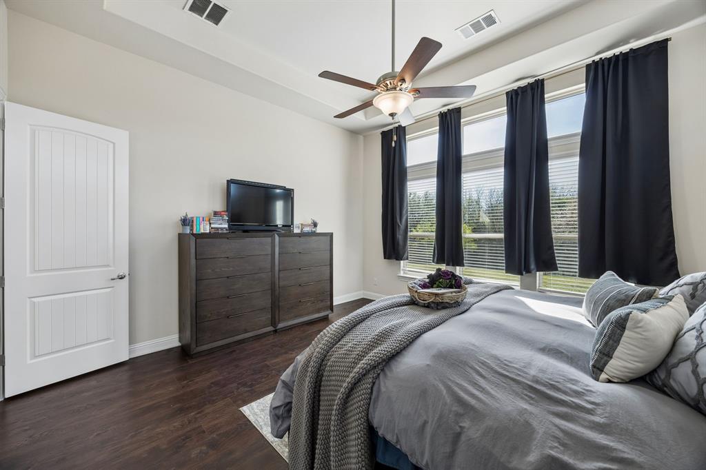 604 Shoreline Ridge Drive Little Elm, TX 75068 - Photo 14 of 39