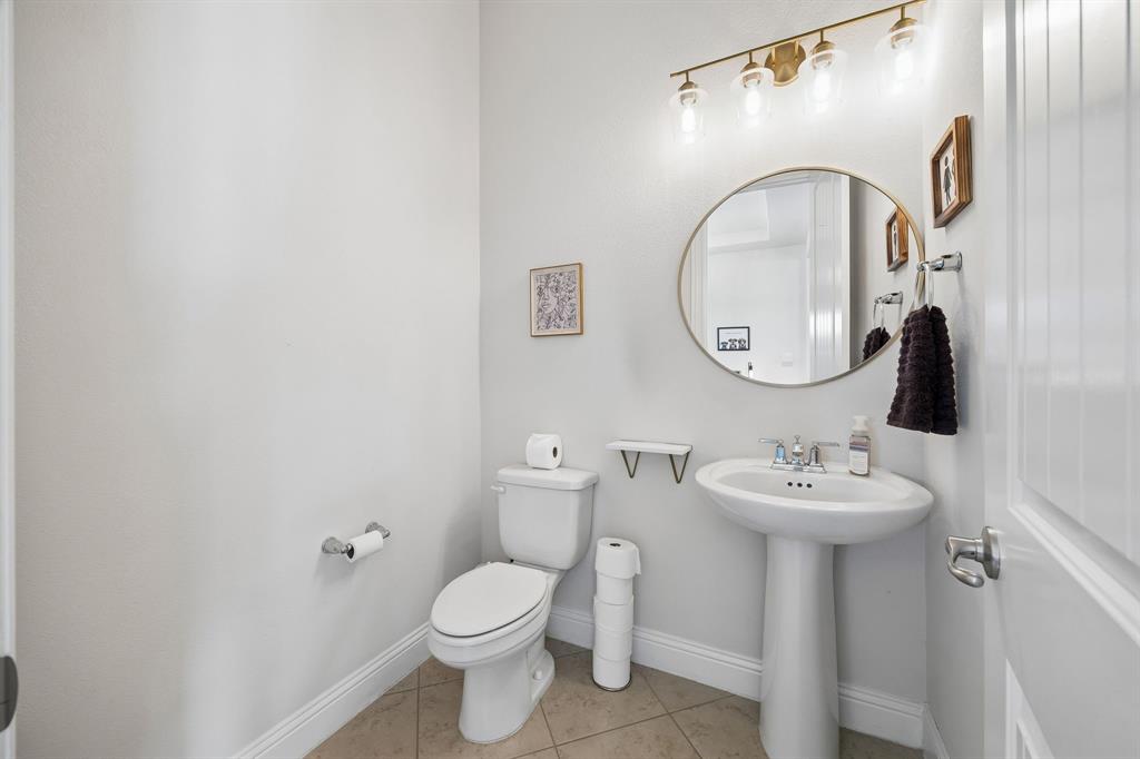 604 Shoreline Ridge Drive Little Elm, TX 75068 - Photo 21 of 39