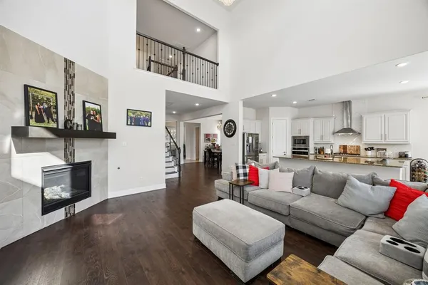$4,000 | 604 Shoreline Ridge Drive, Little Elm, TX 75068