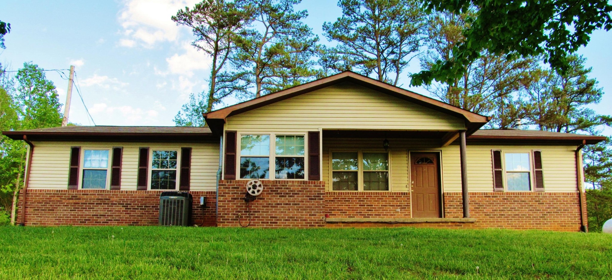 369 Charles Butler Road Oliver Springs, TN 37840 - Photo 1 of 26 Gallery Image 1