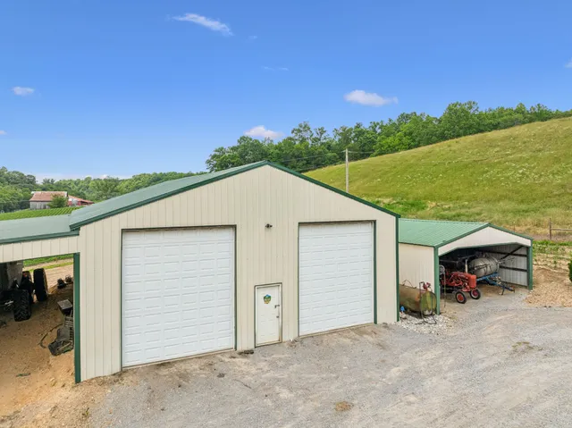 $3,250,000 | 8663 Dog Creek Road, Primm Springs, TN 38476