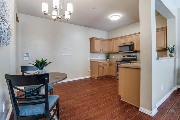 $294,400 | 4928 Stone Gate Trail, McKinney, TX 75070