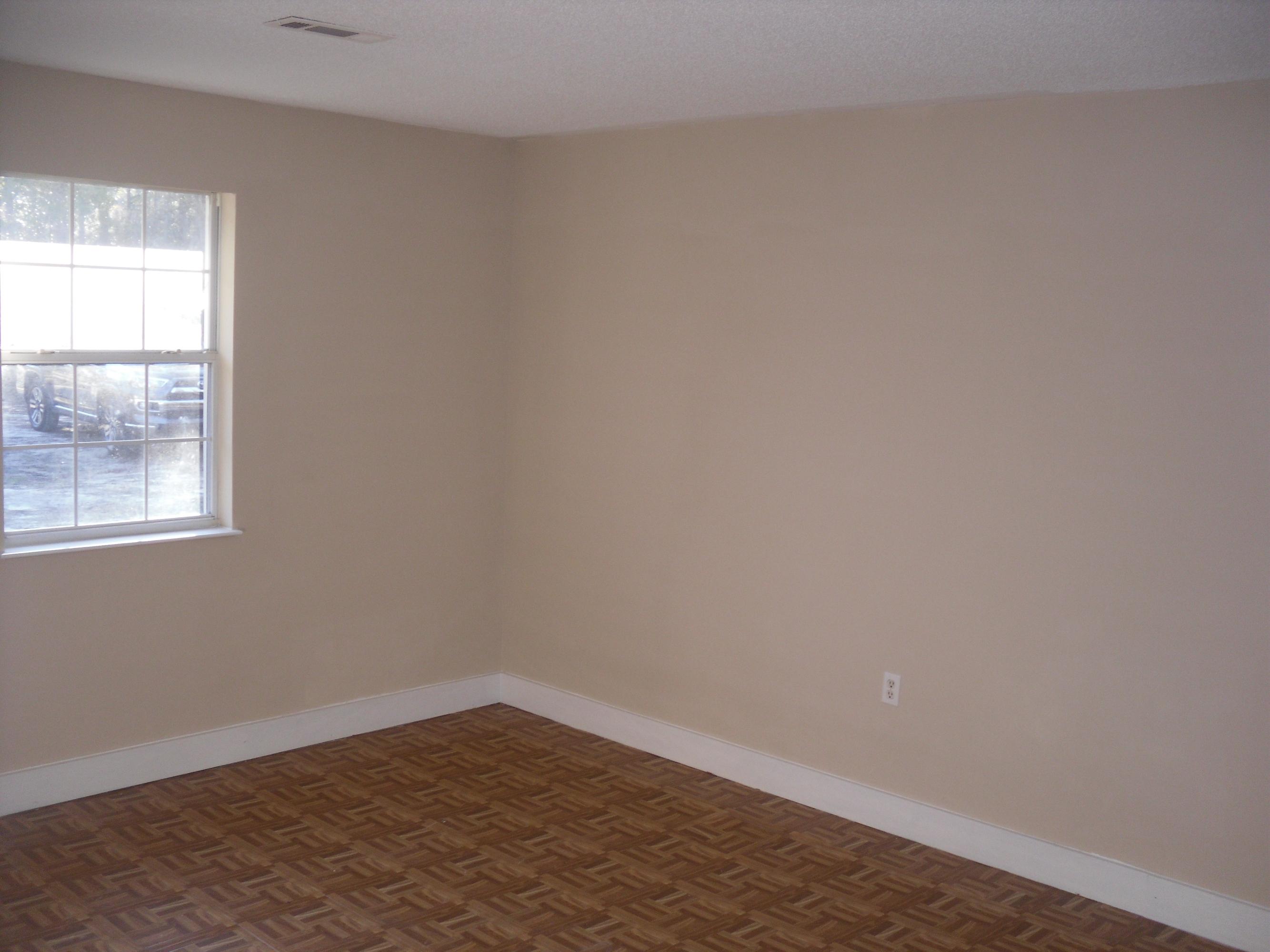 292 Old Jolly Bay Road Freeport, FL 32439 - Photo 7 of 14 Gallery Image 7