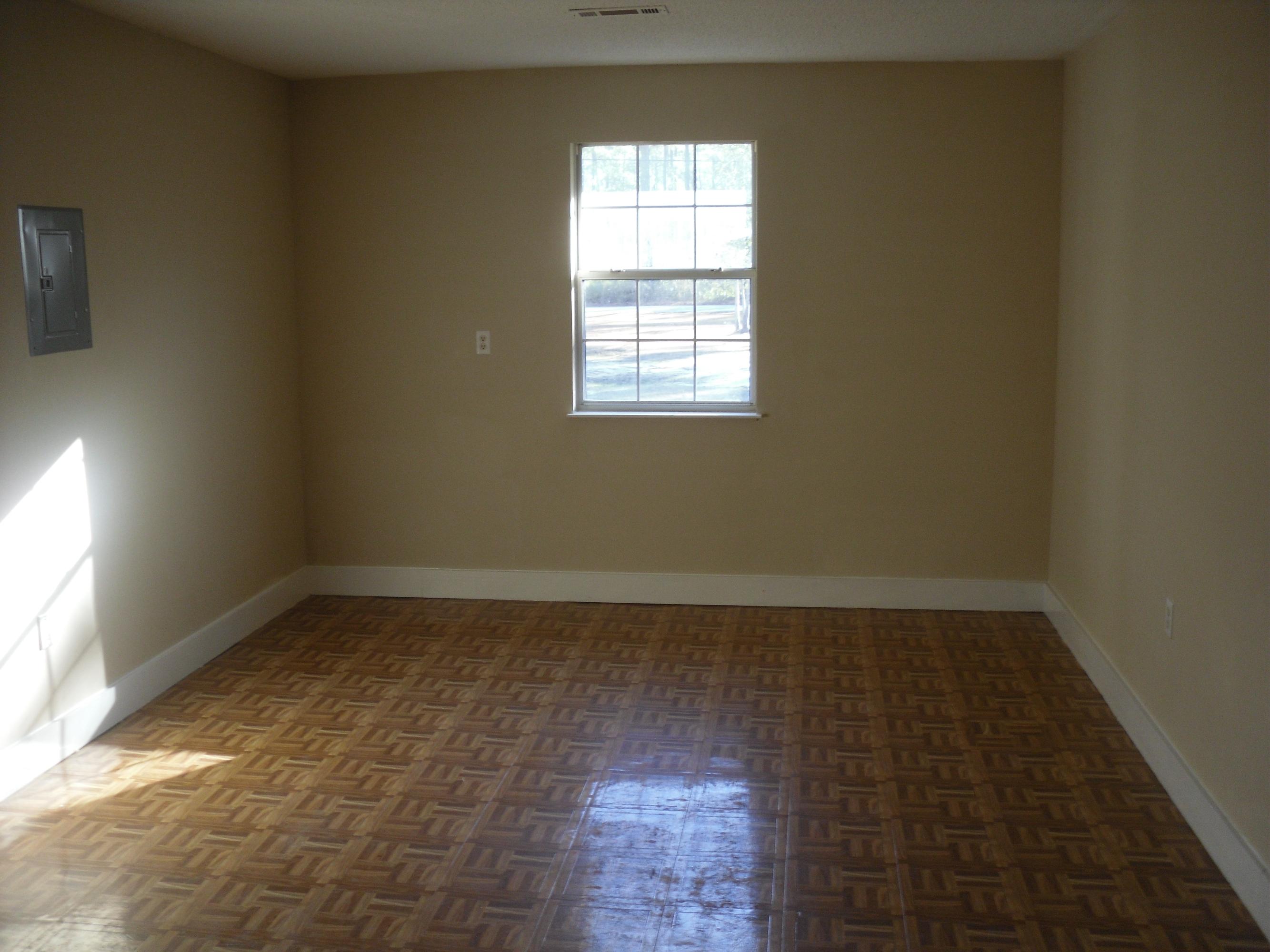 292 Old Jolly Bay Road Freeport, FL 32439 - Photo 8 of 14 Gallery Image 8