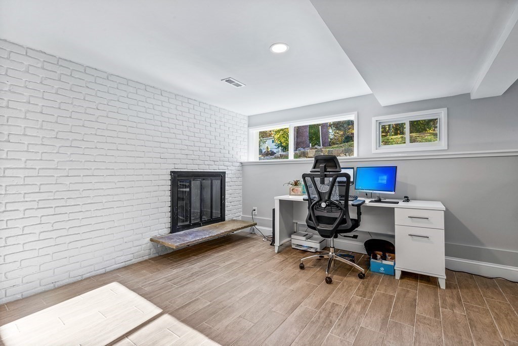 19 Indian Ridge Road Natick, MA 01760 - Photo 25 of 30 Gallery Image 25