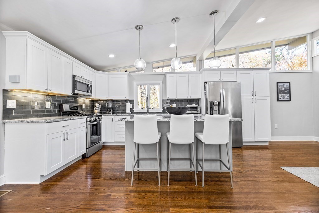 19 Indian Ridge Road Natick, MA 01760 - Photo 8 of 30 Gallery Image 8