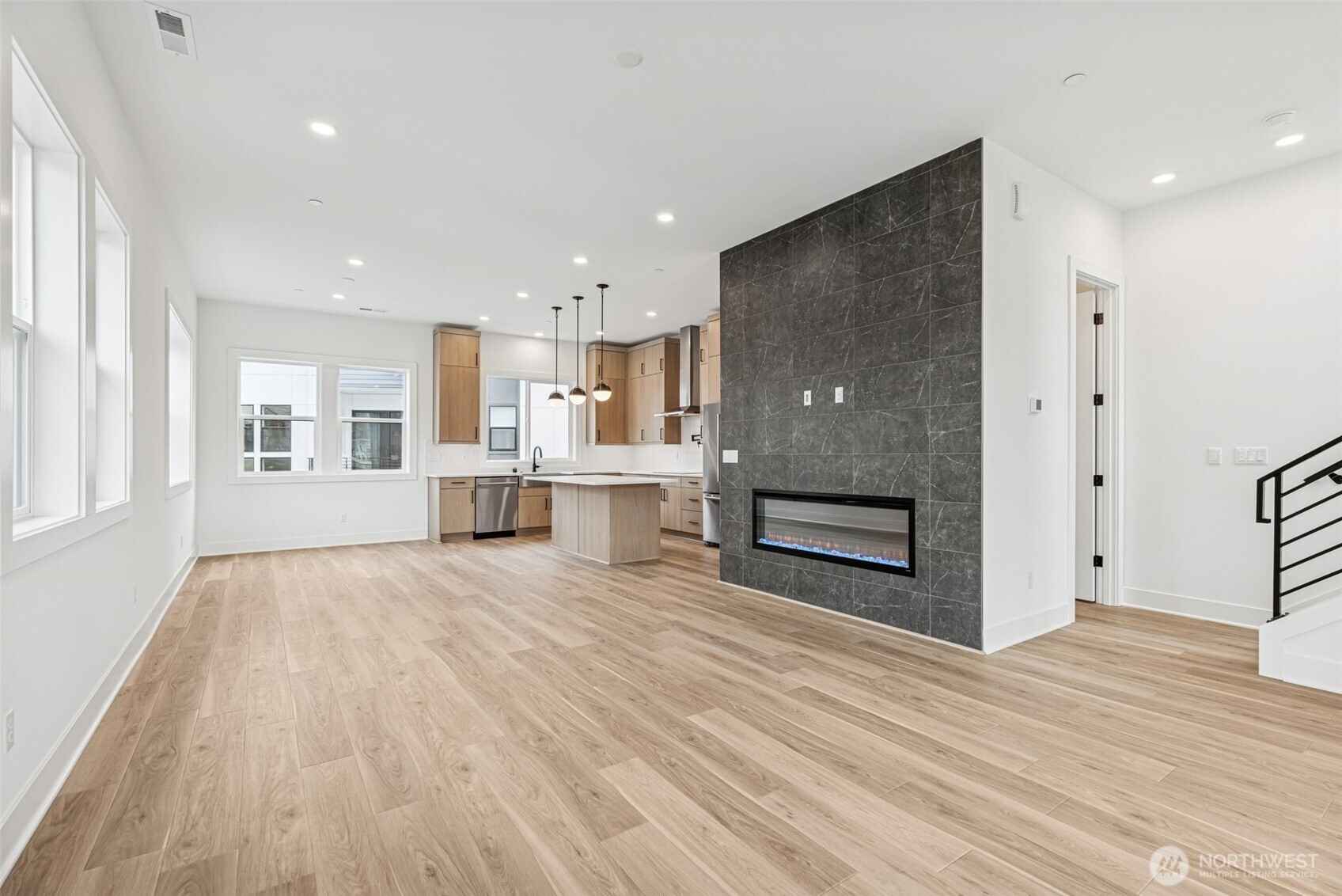 18805 99th Court Northeast, Unit E Bothell, WA 98011 - Photo 15 of 34