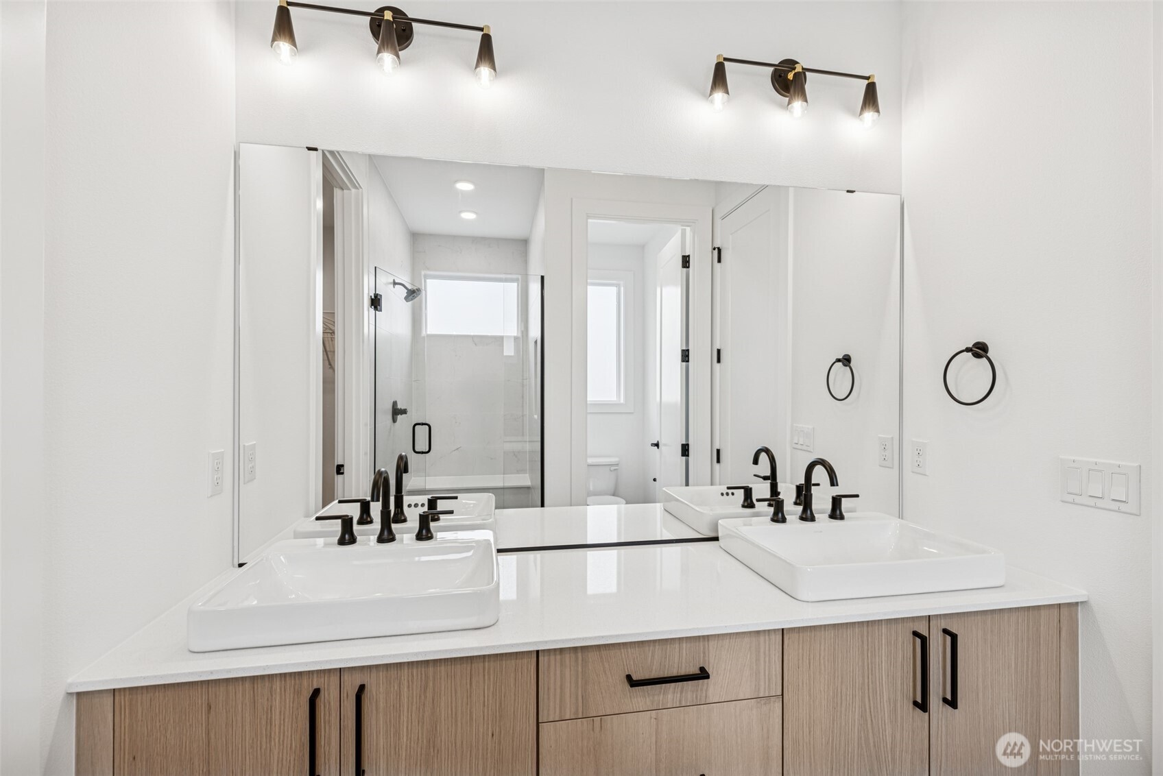 18805 99th Court Northeast, Unit E Bothell, WA 98011 - Photo 24 of 34