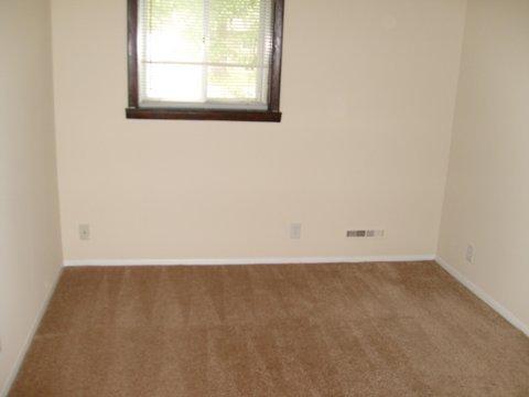 300 Audubon Road Streamwood, IL 60107 - Photo 9 of 14