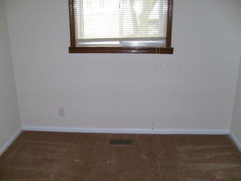 300 Audubon Road Streamwood, IL 60107 - Photo 10 of 14