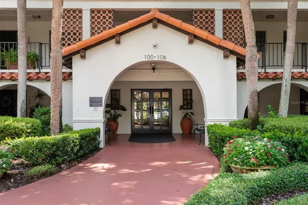 $1,295,000 | 106 South Interlachen Avenue, Unit 118, Winter Park, FL 32789