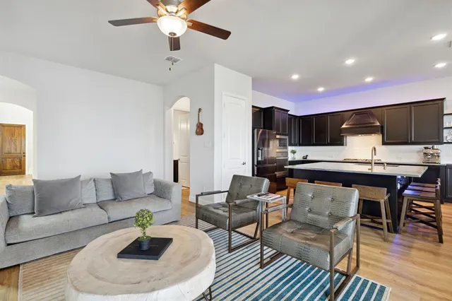 $715,000 | 18142 Lakefront Court, Forney, TX 75126