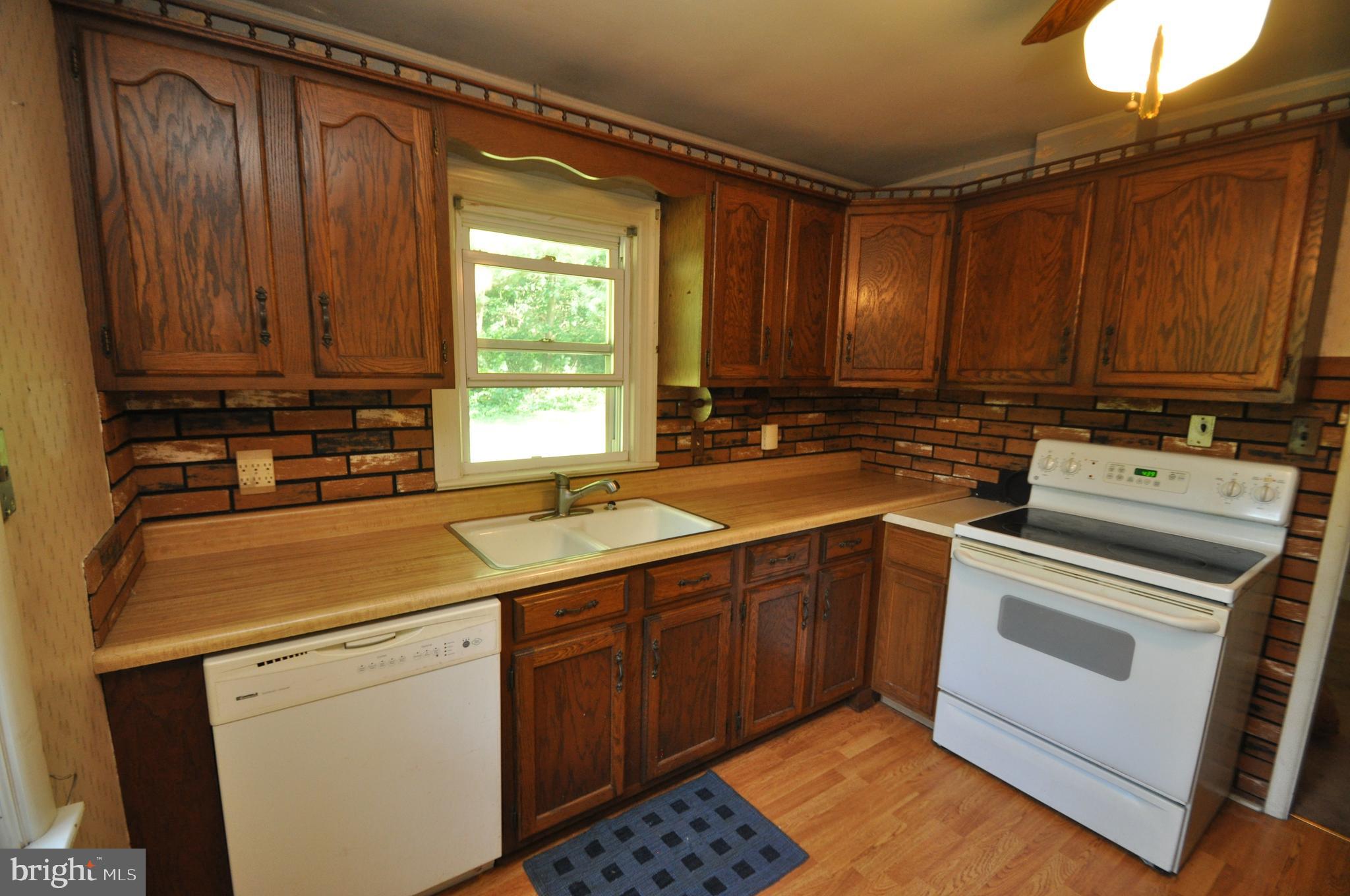 1431 Ridge Road Westminster, MD 21157 - Photo 6 of 23 Kitchen between dinning room and sun porch