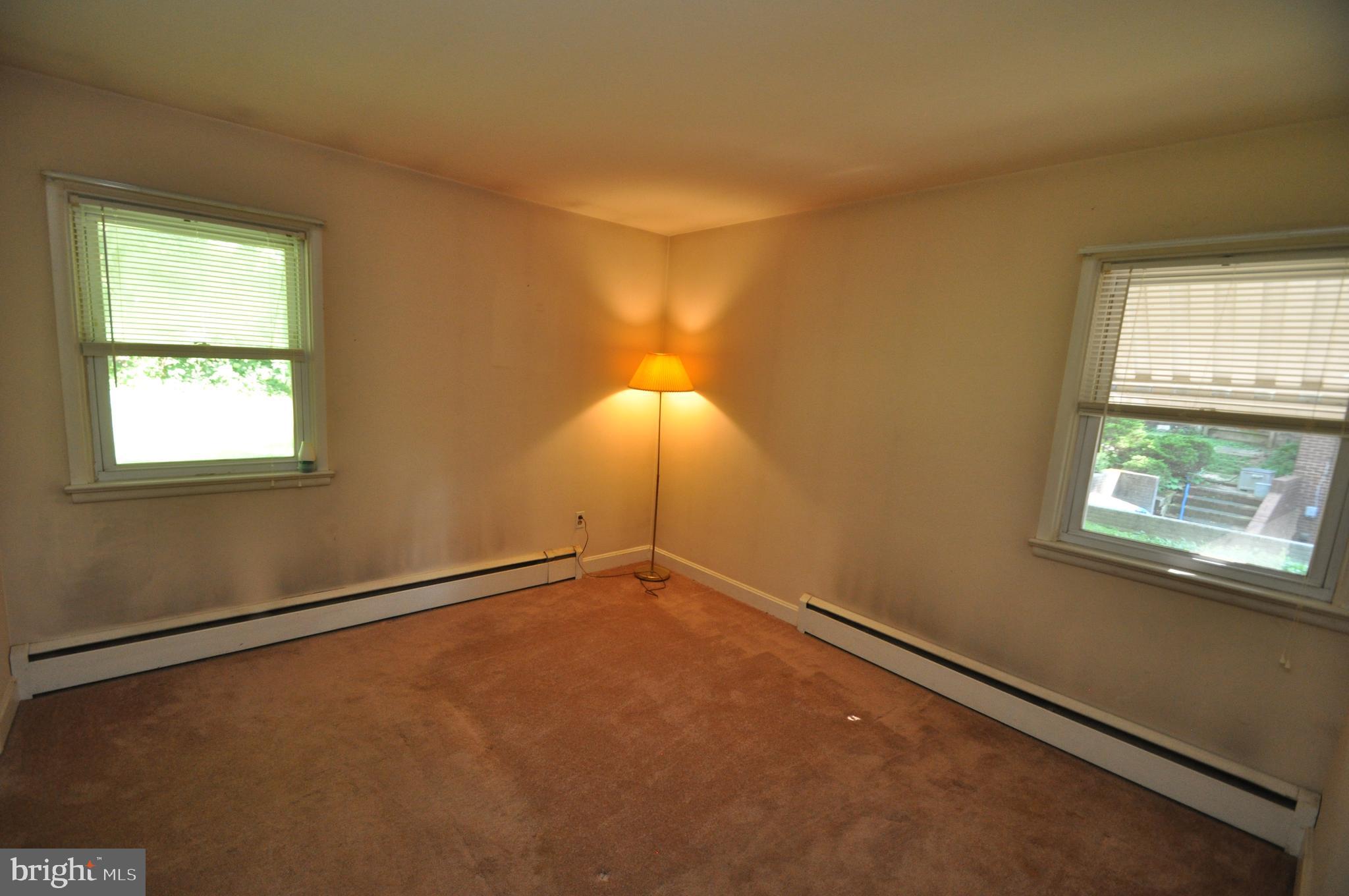 1431 Ridge Road Westminster, MD 21157 - Photo 8 of 23 REPLACEMENT WINDOWS